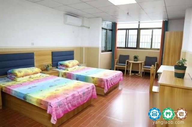 青阳县信德养老服务中心房间3