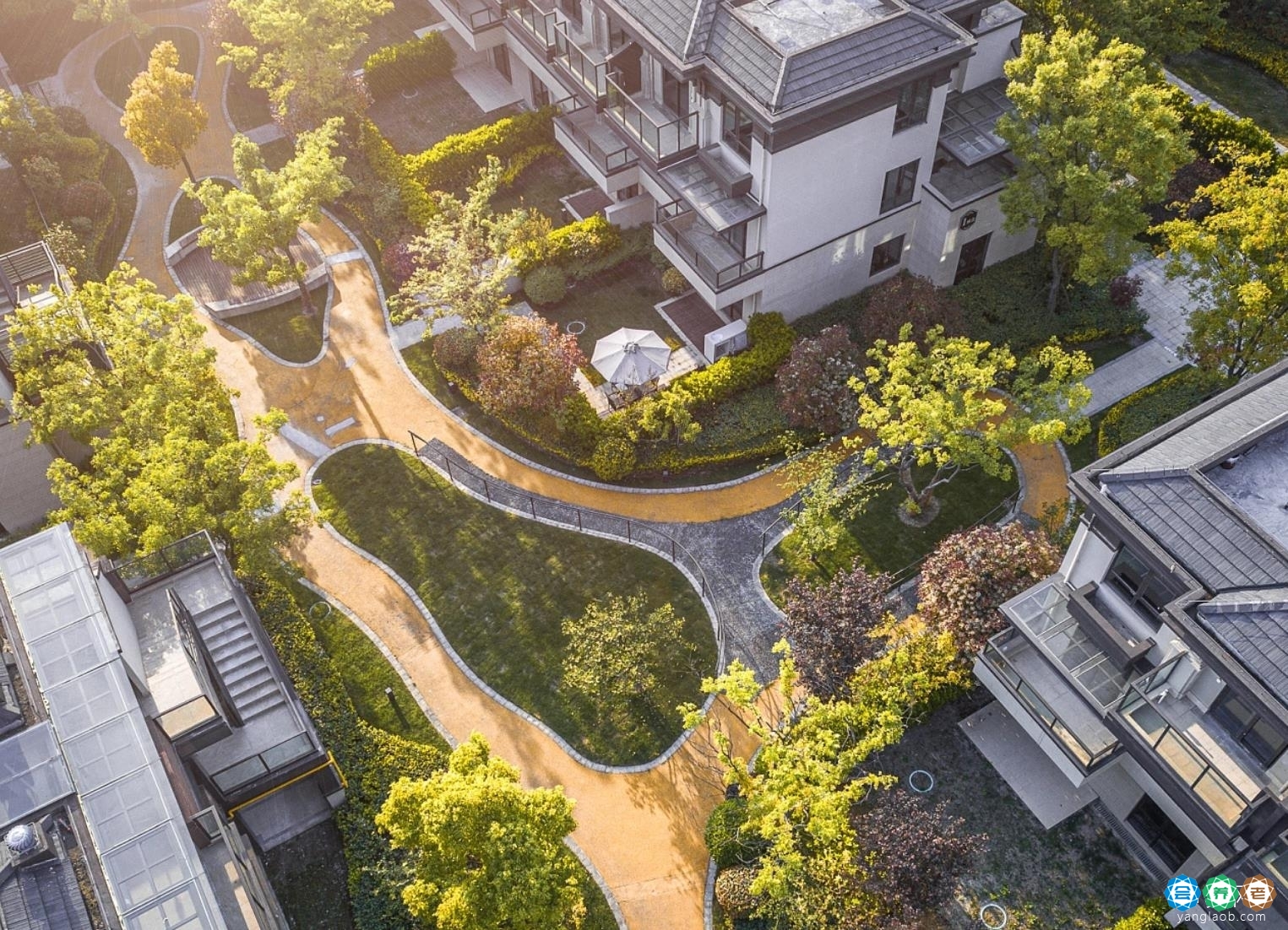 富椿佘山养老社区