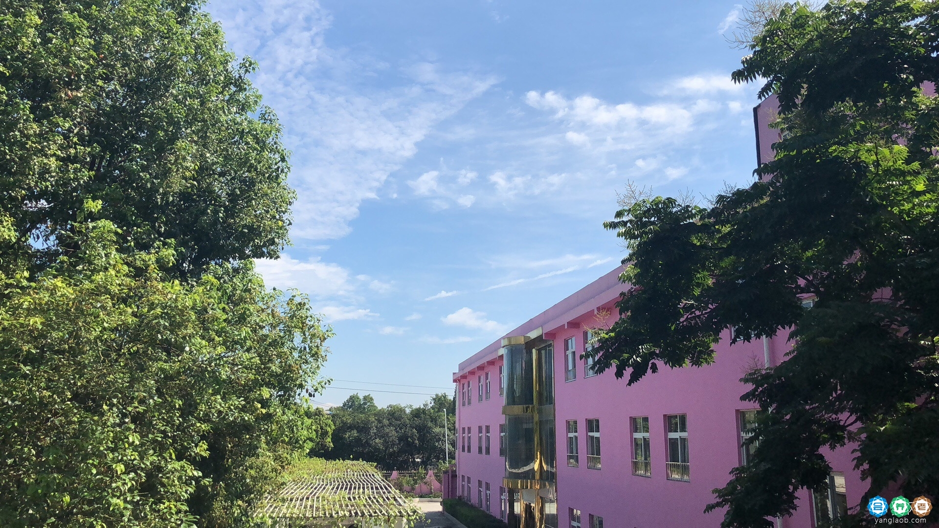 成都市郫都区颐园养老院